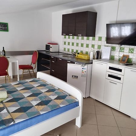 Apartmani Tominac Crikvenica Exterior photo