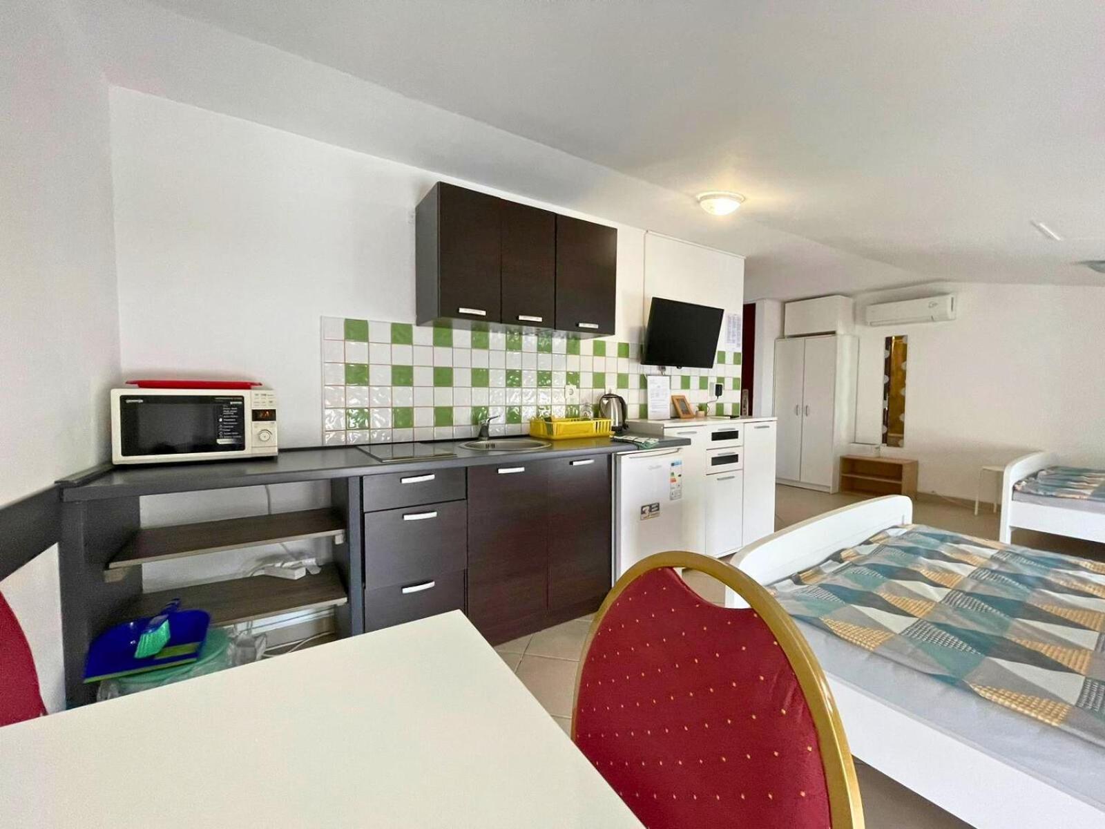 Apartmani Tominac Crikvenica Exterior photo